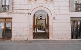 Navona Nest